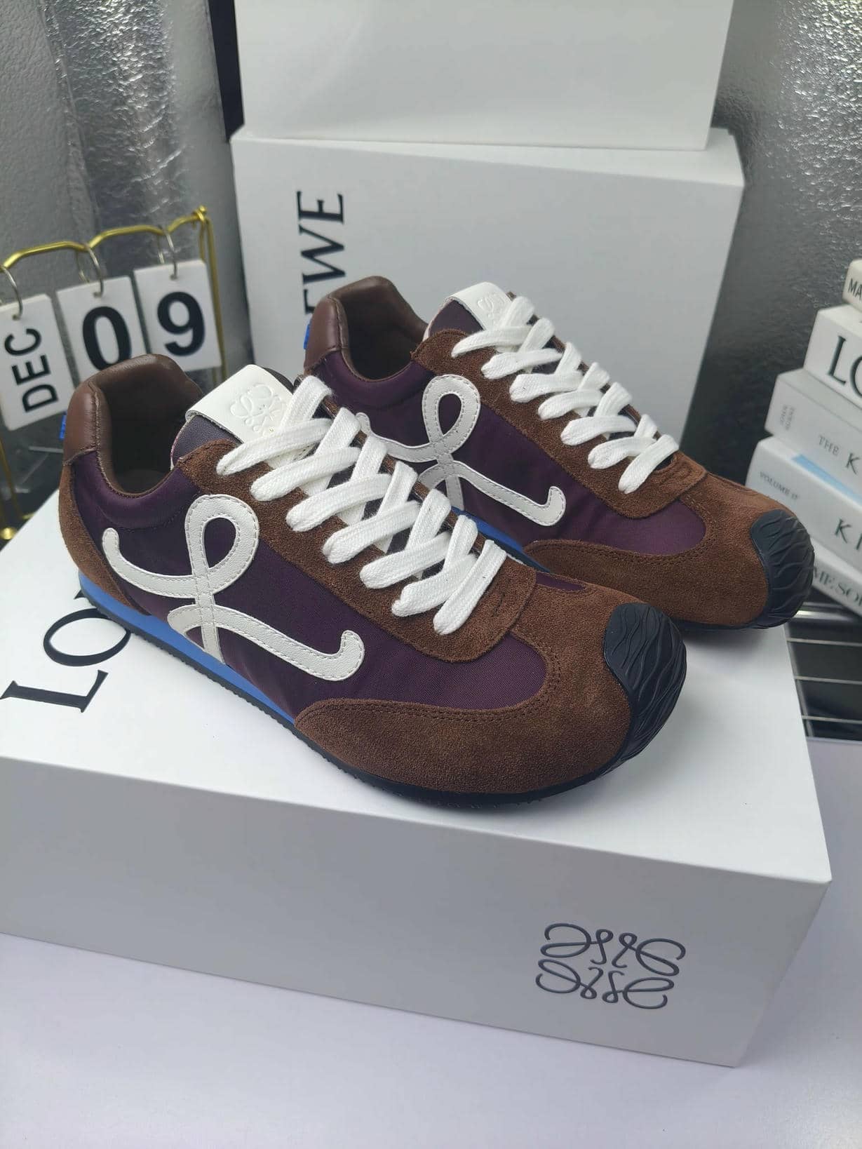 Loewe classic Sneaker 2-0026